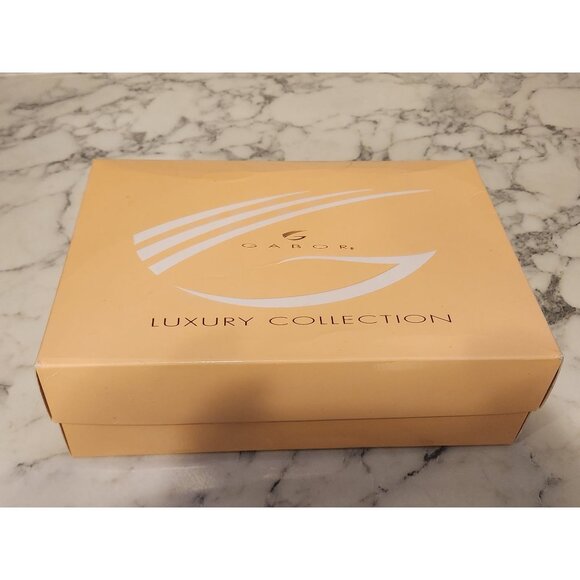 Gabor Luxury Collection On Edge Wig GL16-27SS SS Buttered Biscuit Short - Picture 5 of 9